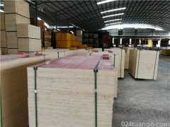 广西桉木建筑模板厂家直销